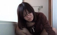 Fetish Oriental Urinates