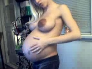 amateur blonde solo webcam