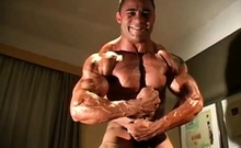 Str8 bodybuilder charles