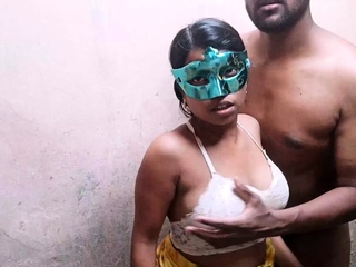 Indian Village Couple Seducing Early Morning Sex