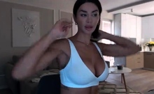 Hot Busty Webcam Babe Masturbate Solo