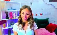 Amateur Webcam Chick Masturbates On Webcam More At