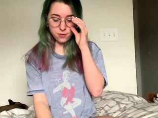 Close up amateur masturbating solo