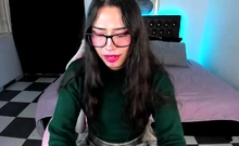 Amateur Asian Ladyboy Masturbates Her Anus