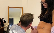 Shemale trannies giving blowjob to dude