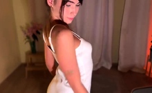 Brunette Solo Webcam Masturbation