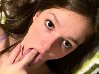 Lovely Amateur teen brunette masturbating outdoor
