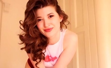 Eva de Vil Bush Worship JOI Game