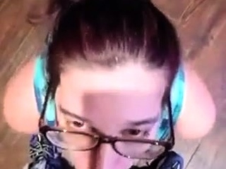 Amateur Blond Give Nice POV Blowjob