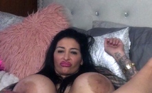 Love Chat Big Boobs Brunette Masturbating For Cam