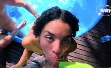 BRASILEIRAS SAFADAS DANDO A BUCETINHA EM PISCINA PUBLICA -