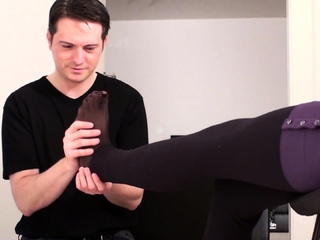 go go girl order feet smelling after work