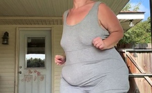-onlyfans.com- Hourglassleigh - Now That It---s Warm Again-
